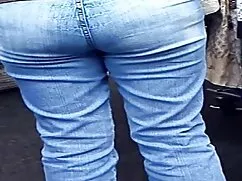 Joven belleza con encanto, el hombre en la piscina. Entonces la pareja entra en la habitación y hace una cuchilla. Hizo un gran trabajo, y el joven disfrutó el proceso. El porno continuó viviendo con chicas en una silla, detrás de un escritorio y en el sofá. No menos chupando y más agua que su agua, el español xxx arma pegada a su lengua.